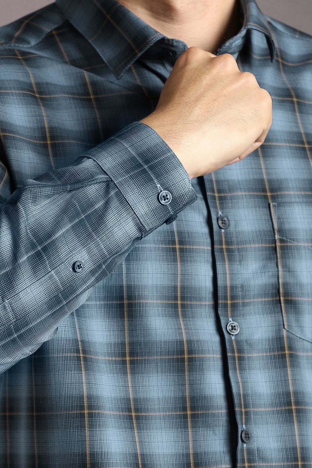 50067-men-blue-check-full-sleeves-casual-shirt-blue-1.jpg
