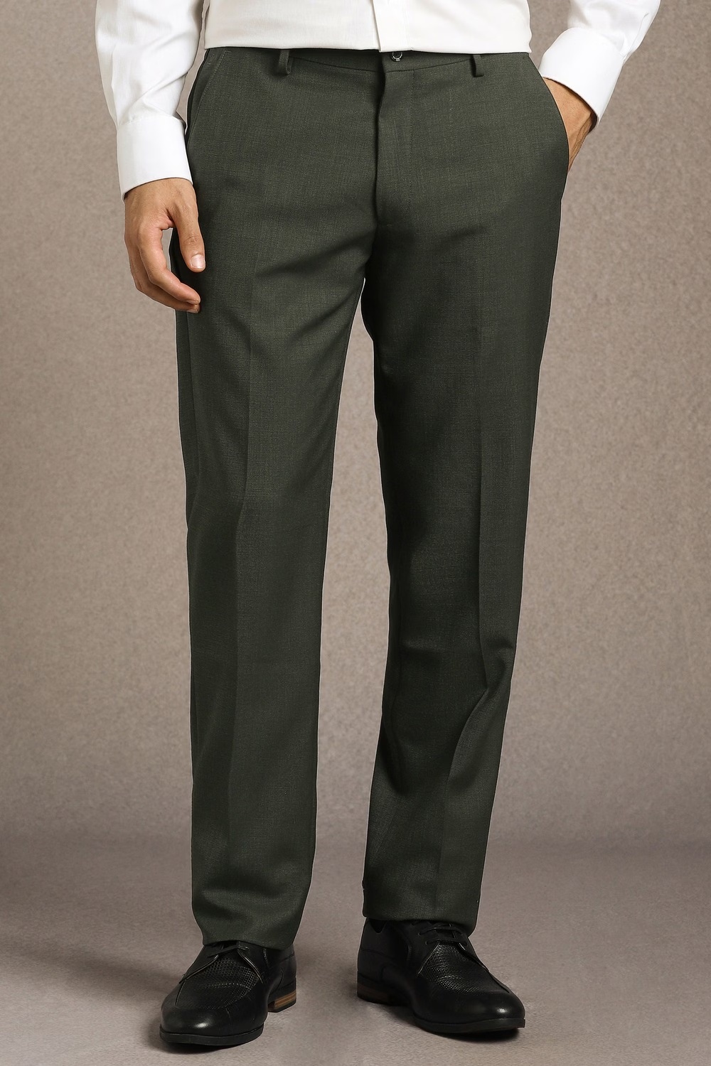 Men Green Solid Flat Front Formal Trousers-Green