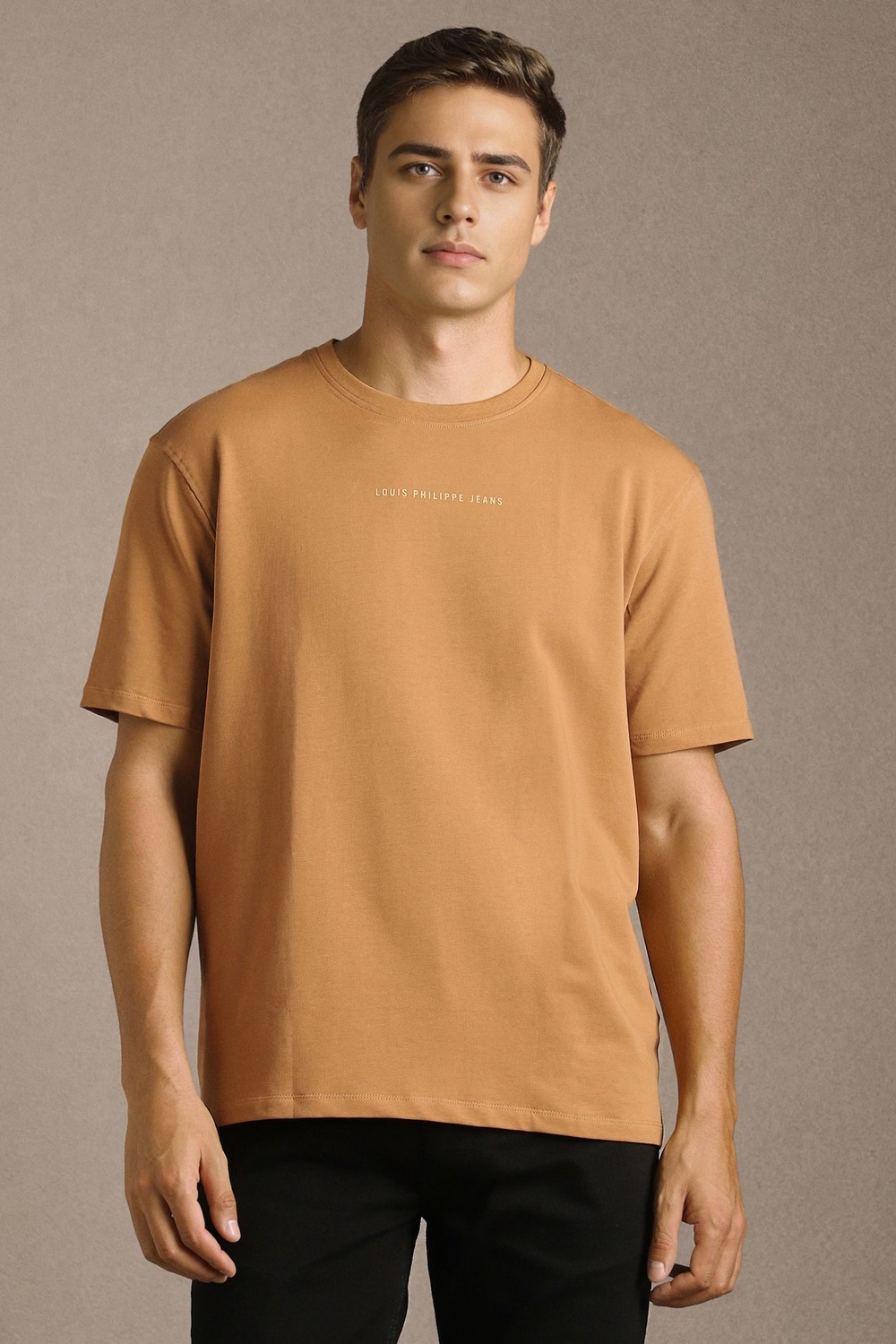 Men Brown Solid Crew Neck T-shirt-Brown
