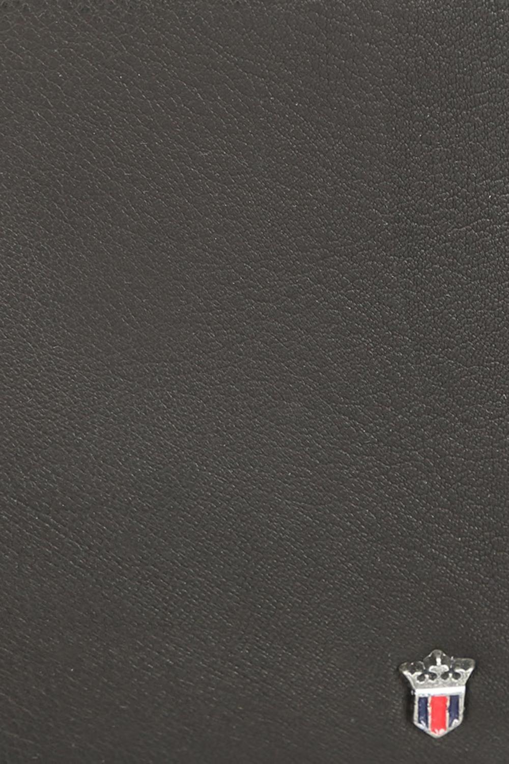 51397-men-solid-black-leather-bifold-wallet-with-stitch-detail-black-1.jpg