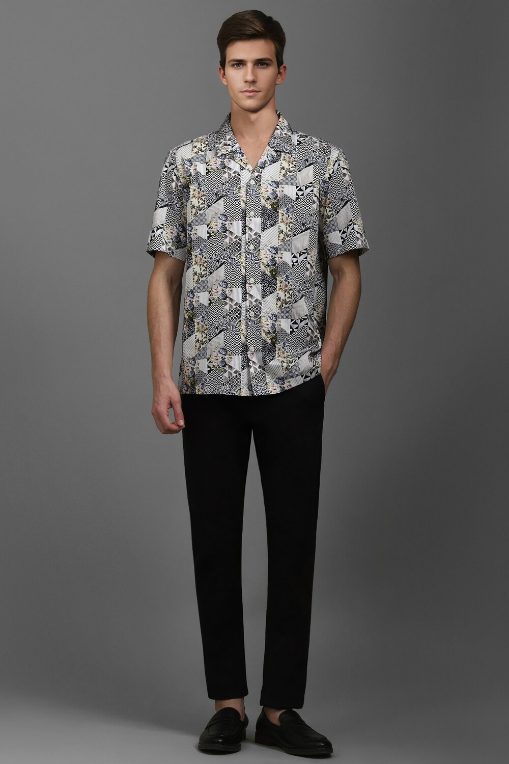 51453-men-white-slim-fit-print-half-sleeves-casual-shirt-white-1.jpg