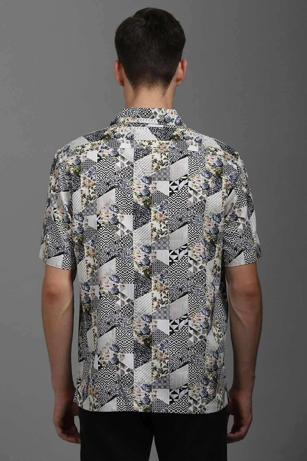 51453-men-white-slim-fit-print-half-sleeves-casual-shirt-white-1.jpg