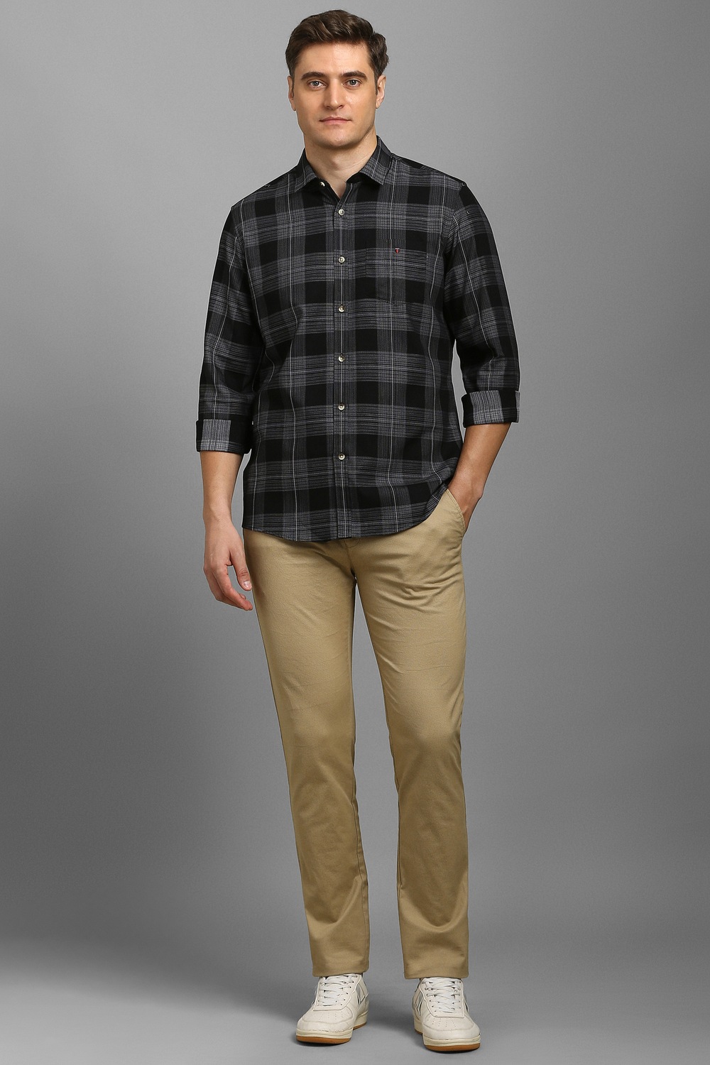 51488-men-black-check-full-sleeves-casual-shirt-black-1.jpg
