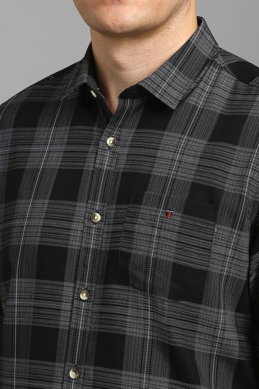 51488-men-black-check-full-sleeves-casual-shirt-black-1.jpg