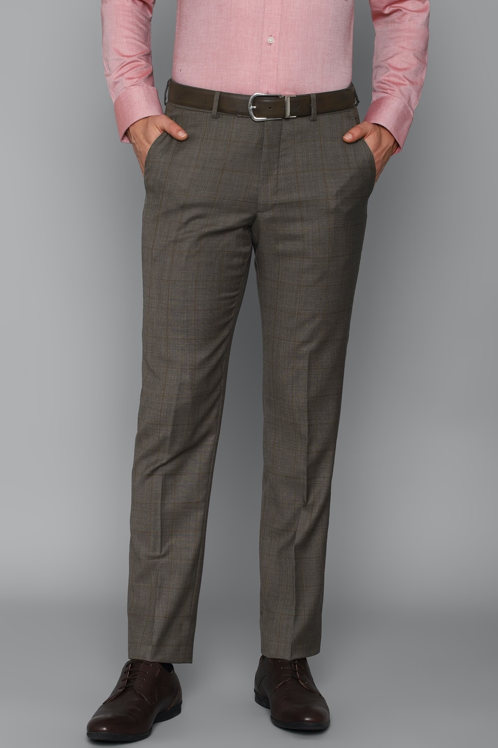 Men Brown Slim Fit Check Flat Front Formal Trousers-Brown