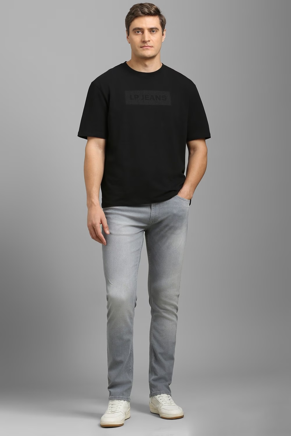 52108-men-black-textured-crew-neck-t-shirt-black-1.jpg