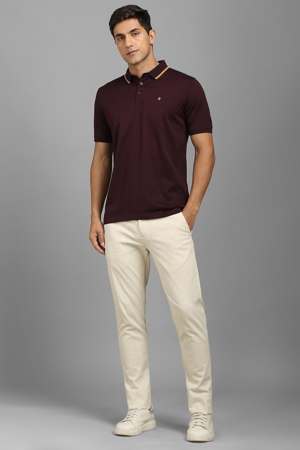 52229-men-maroon-textured-polo-neck-t-shirt-maroon-1.jpg