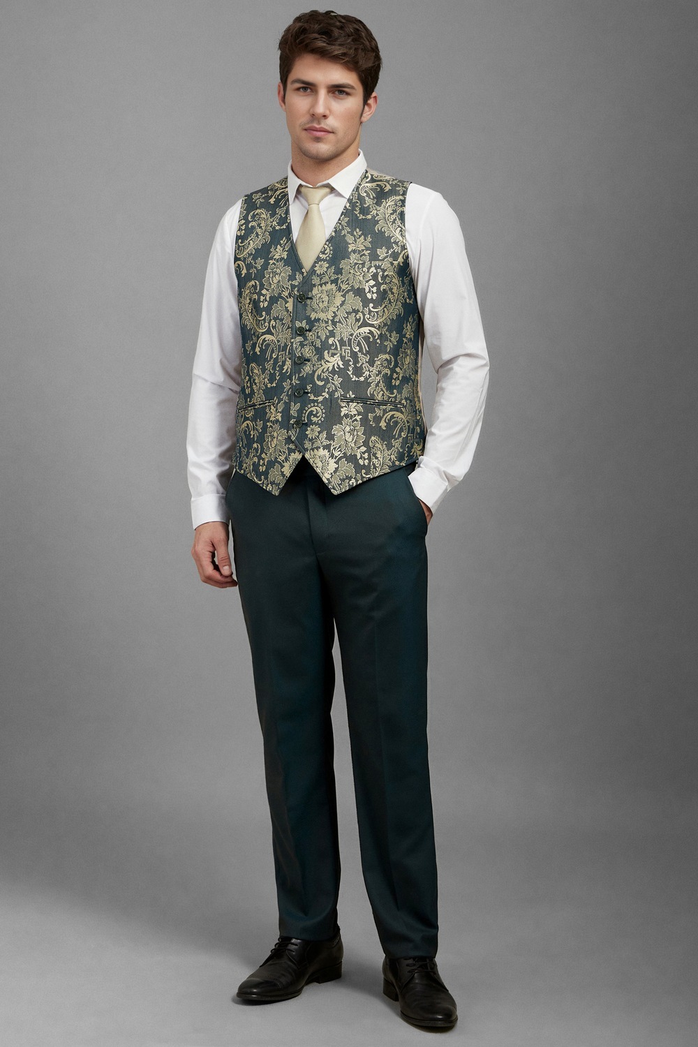 52305-men-green-regular-fit-textured-formal-three-piece-suit-green-1.jpg