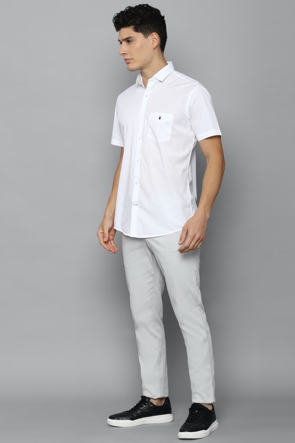 53050-men-white-slim-fit-solid-half-sleeves-casual-shirt-white-1.jpg