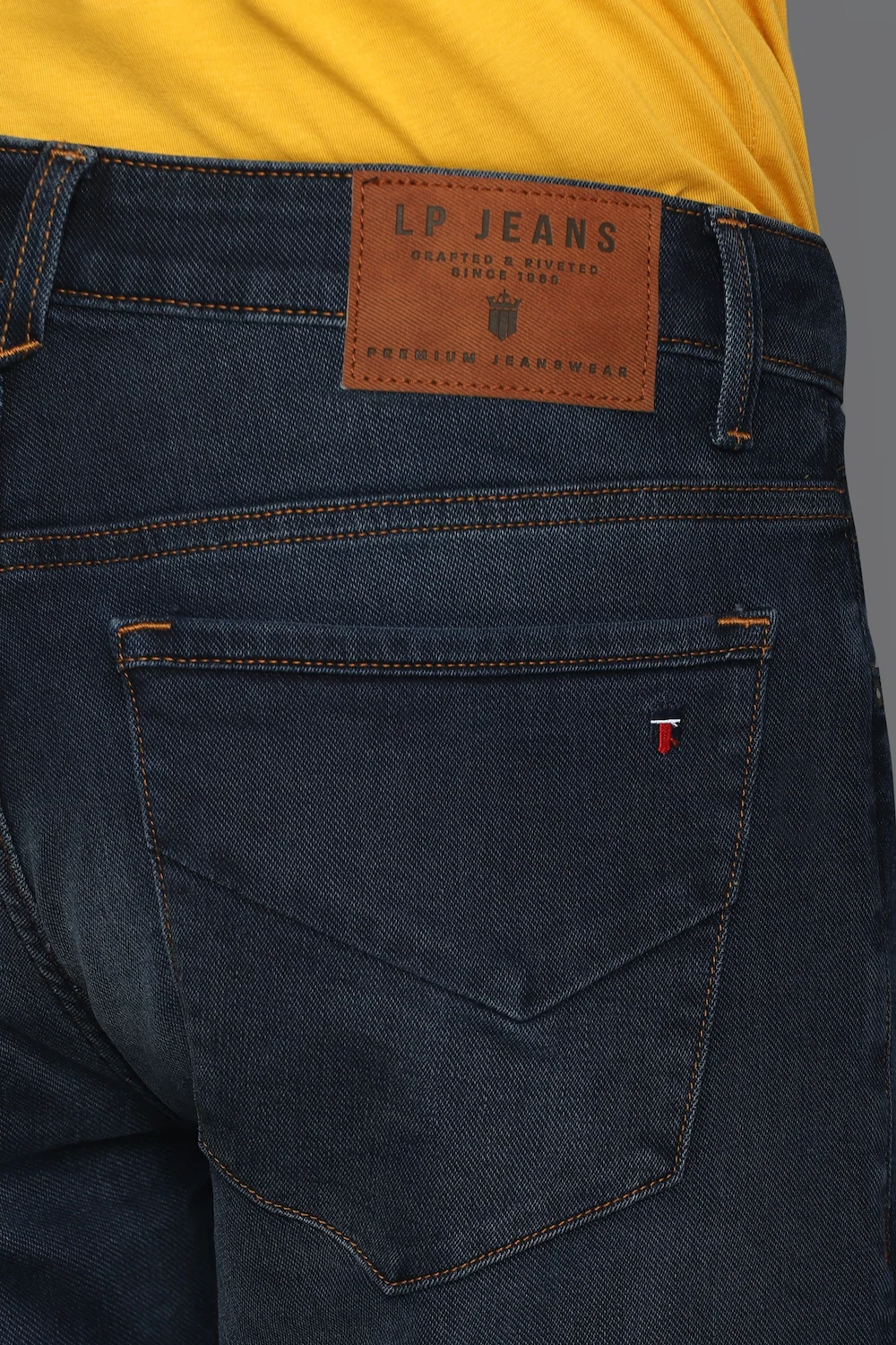 53638-men-navy-dark-slim-fit-jeans-navy-1.jpg