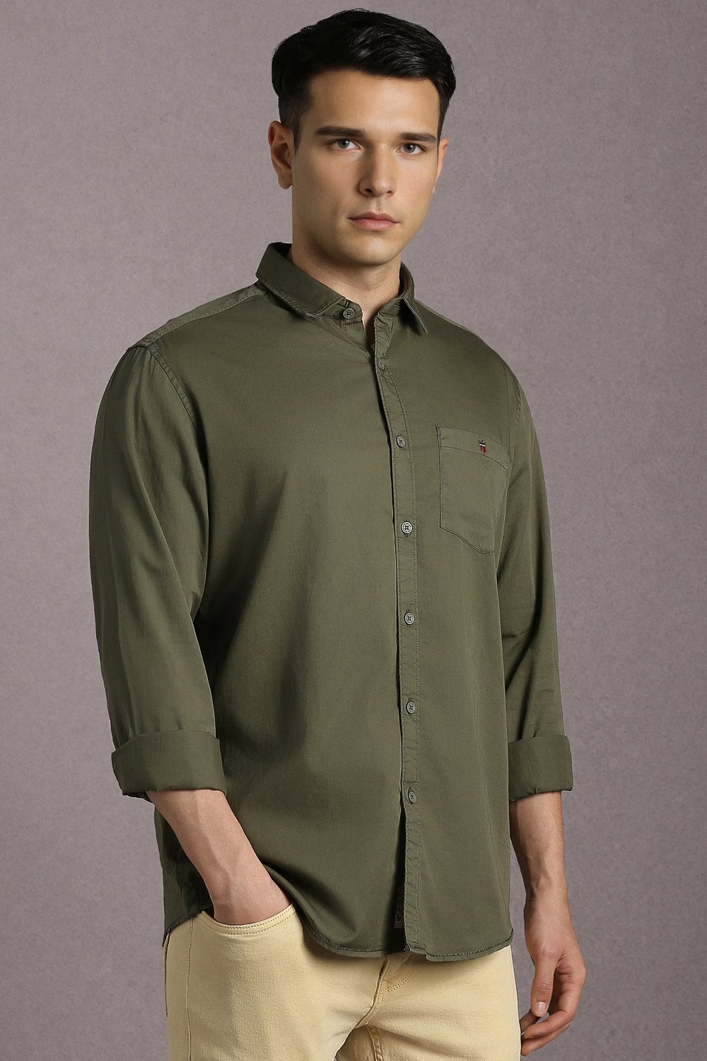 53810-men-olive-slim-fit-solid-full-sleeves-casual-shirt-olive-1.jpg