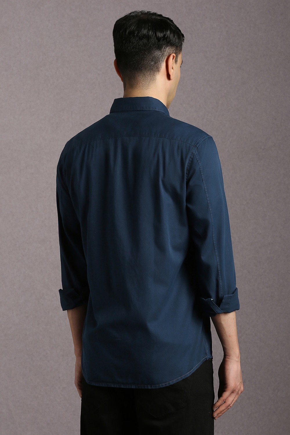 53914-men-navy-slim-fit-solid-full-sleeves-casual-shirt-navy-1.jpg