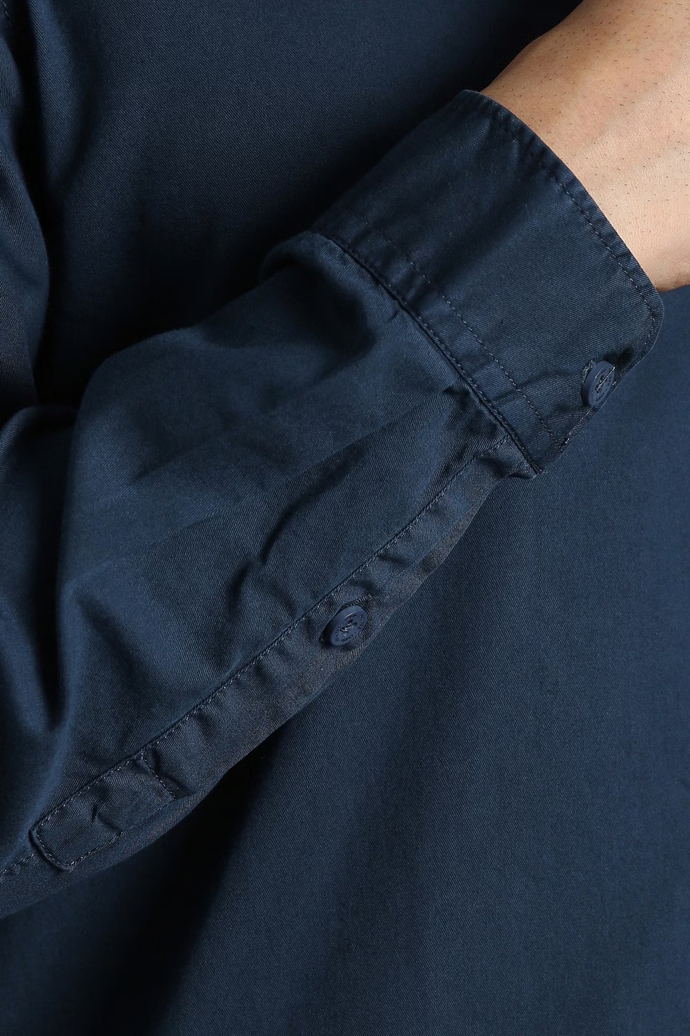 53914-men-navy-slim-fit-solid-full-sleeves-casual-shirt-navy-1.jpg