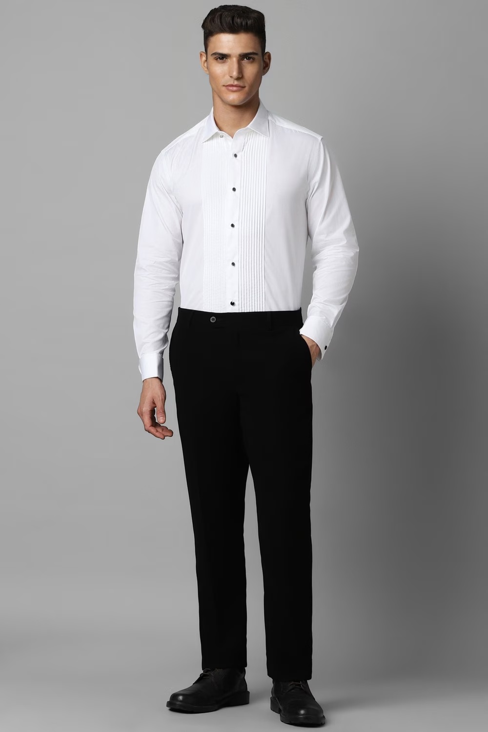 54006-men-white-classic-fit-solid-full-sleeves-formal-shirt-white-1.jpg