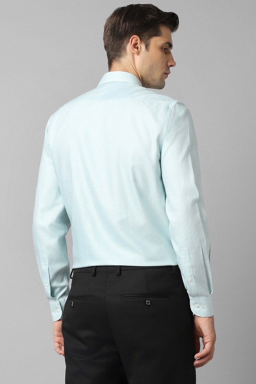 5425-men-green-classic-fit-textured-full-sleeves-formal-shirt-green-1.jpg