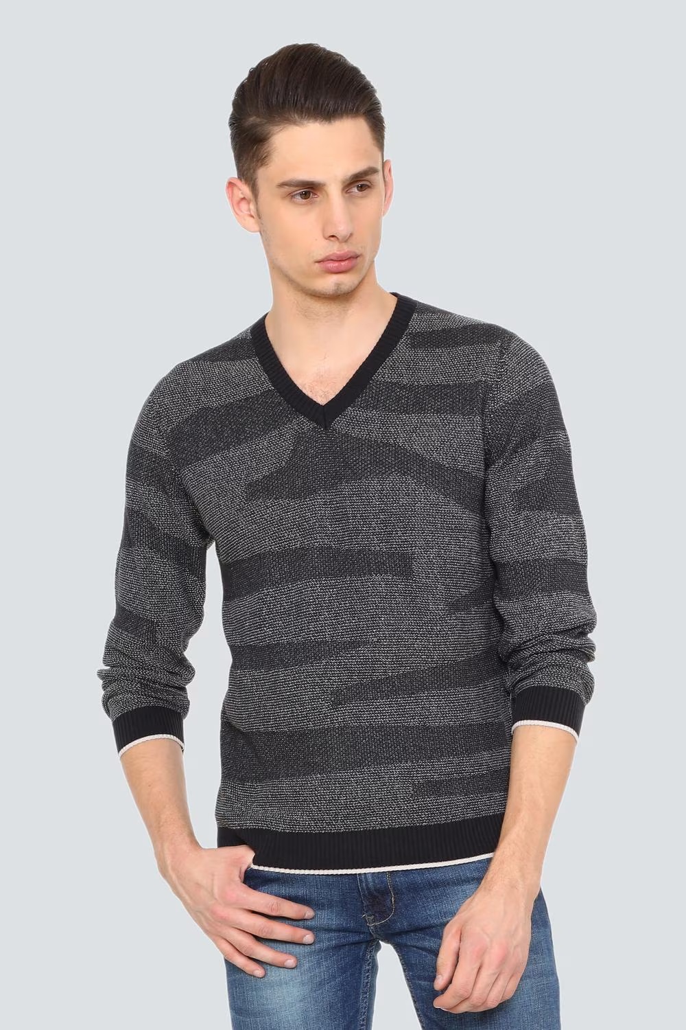Men Grey Patterned V Neck Full Sleeves Sweater-Grey