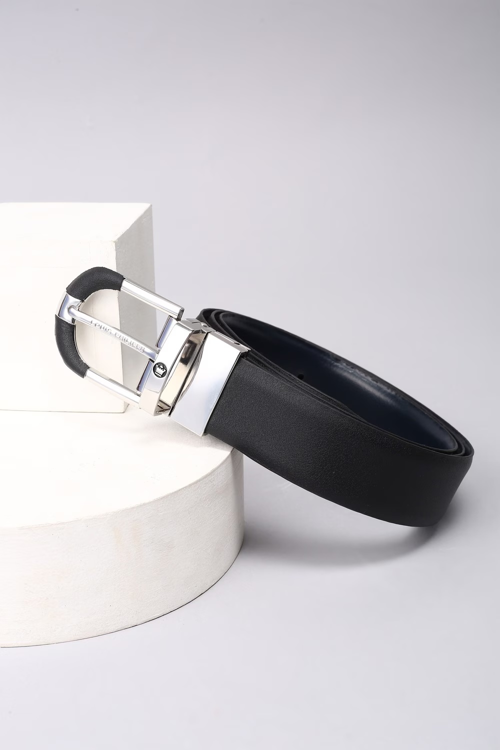 Men Black Solid Leather Casual Belt-Black