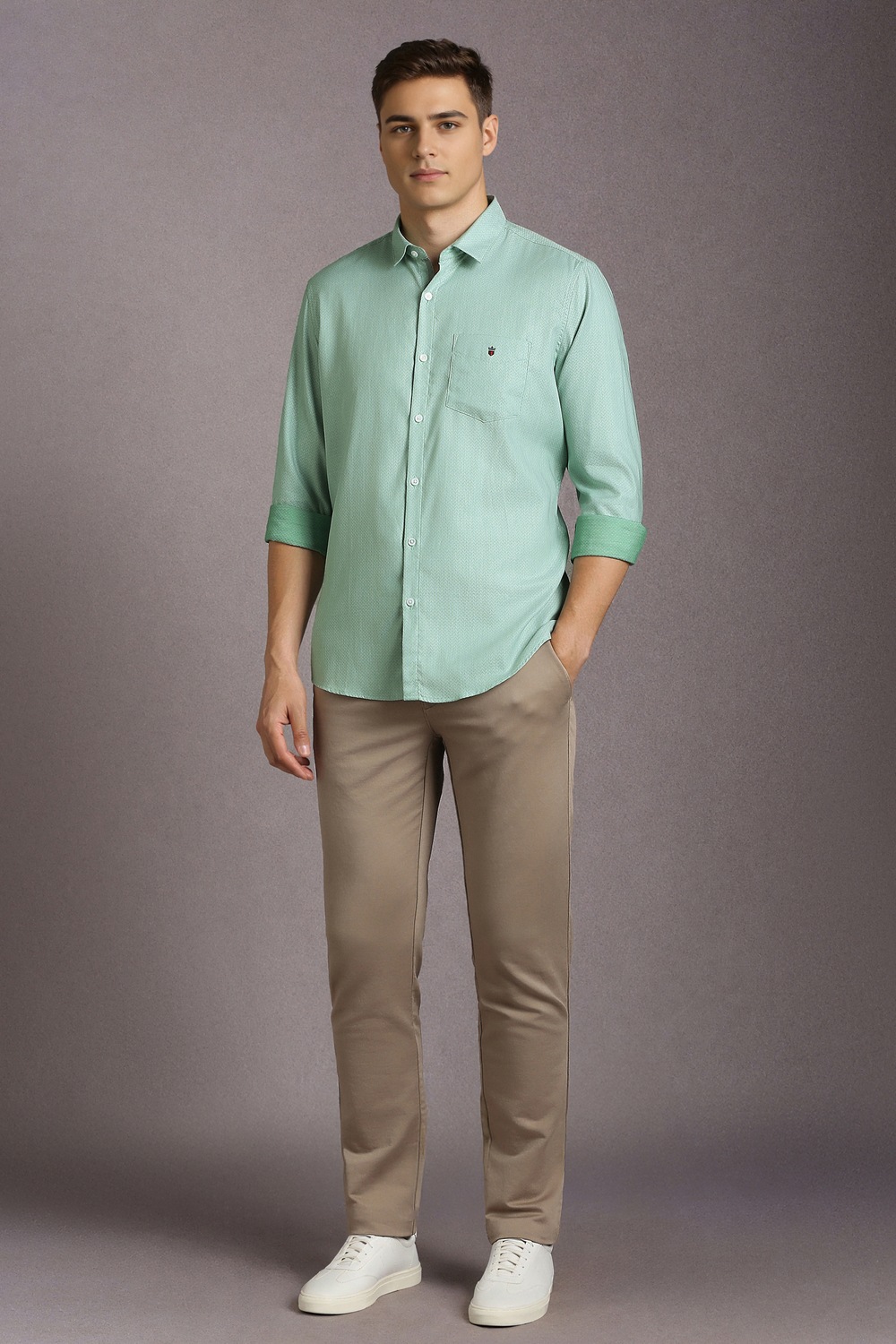 55010-men-green-textured-full-sleeves-casual-shirt-green-1.jpg