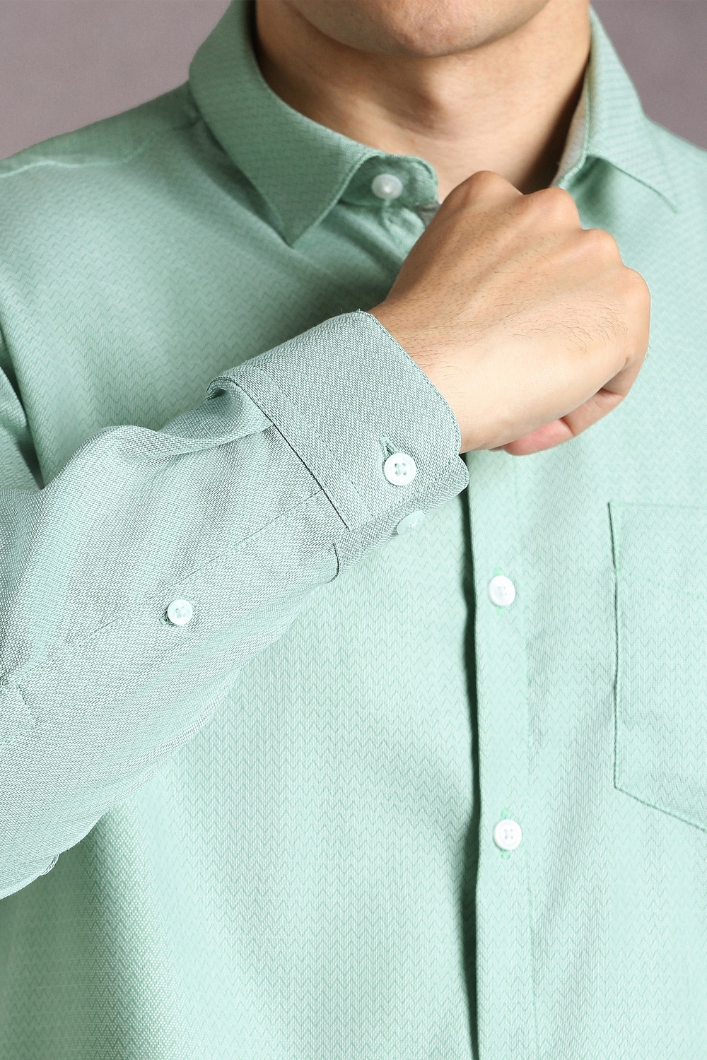 55010-men-green-textured-full-sleeves-casual-shirt-green-1.jpg