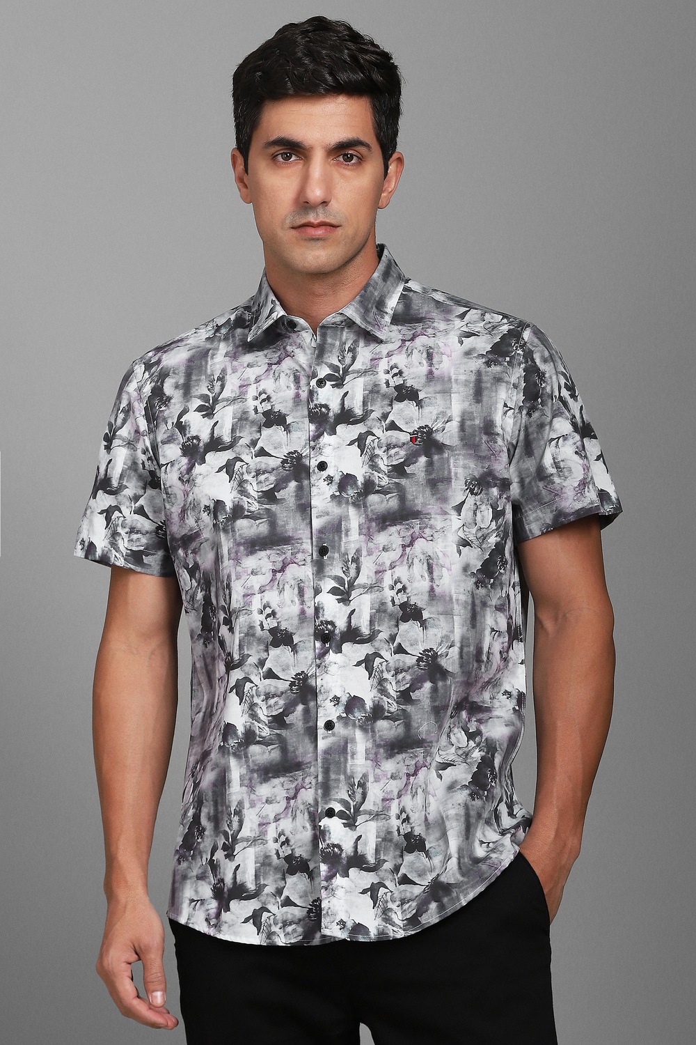55230-men-grey-print-half-sleeves-casual-shirt-grey-1.jpg