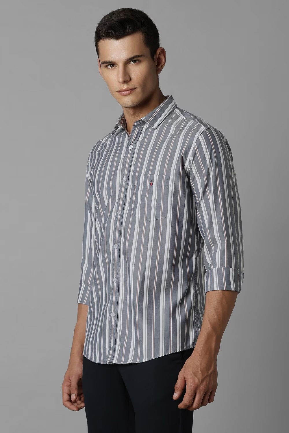 55356-men-grey-slim-fit-stripe-full-sleeves-casual-shirt-grey-1.jpg