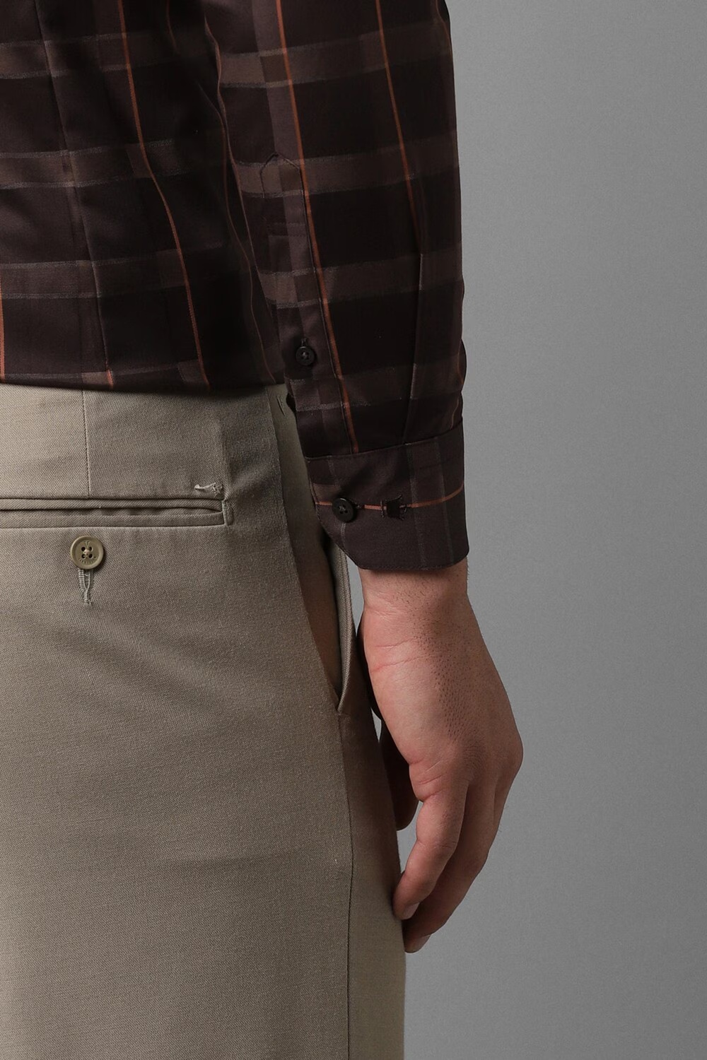 55488-men-brown-slim-fit-check-full-sleeves-formal-shirt-brown-1.jpg