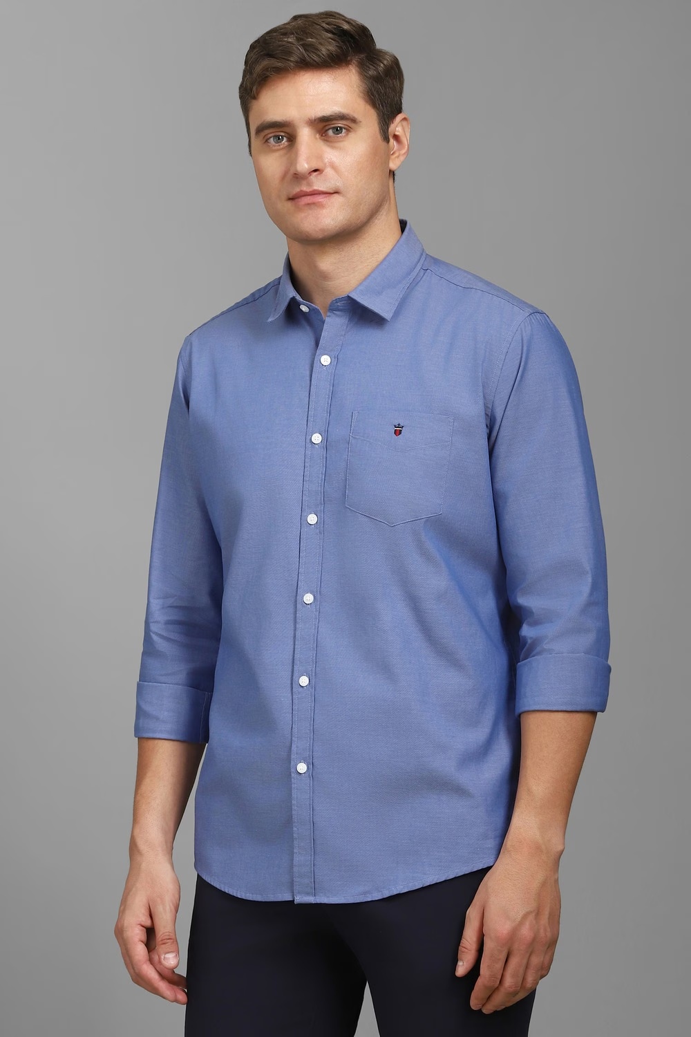 55631-men-blue-solid-full-sleeves-casual-shirt-blue-1.jpg