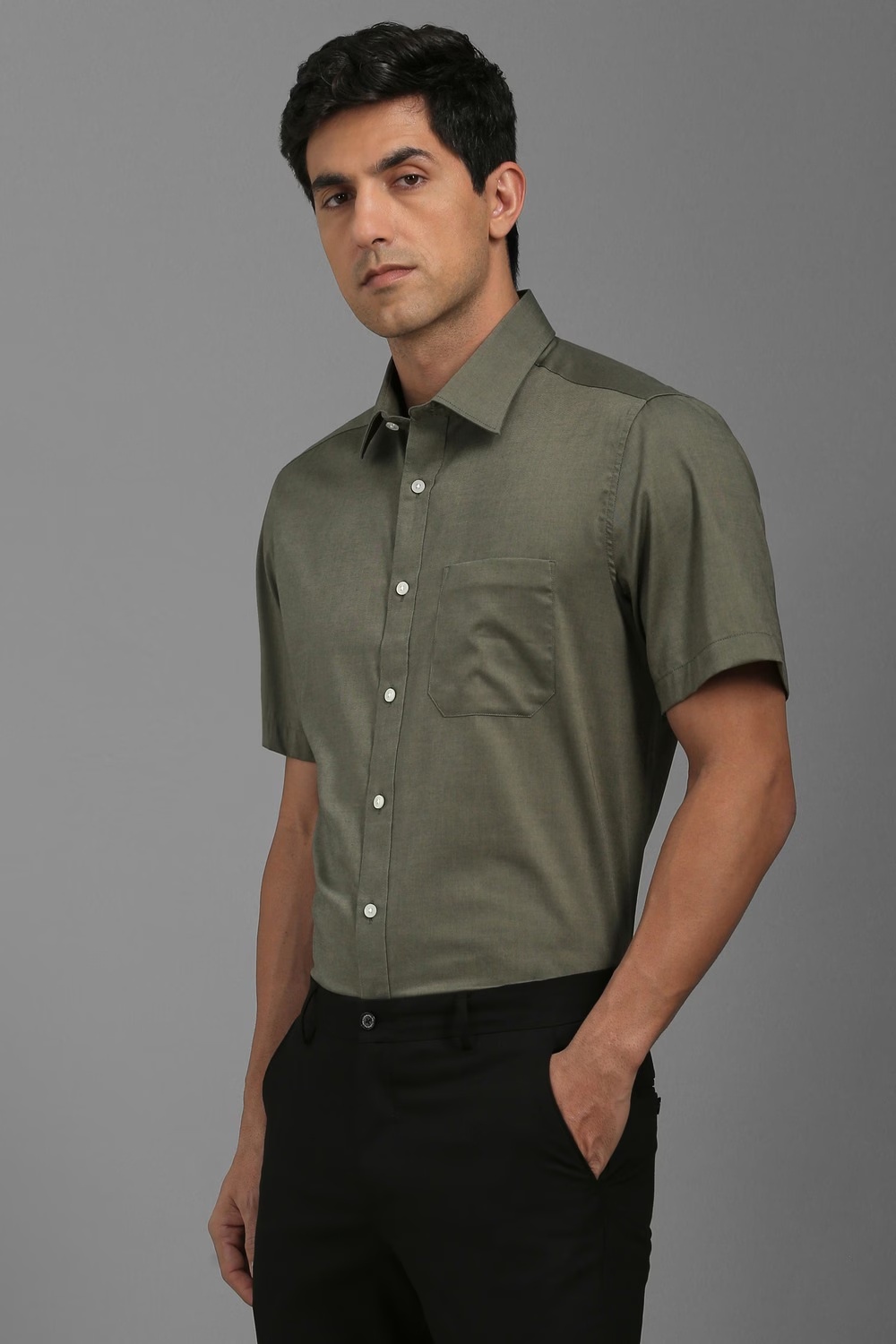 5575-men-olive-classic-fit-solid-half-sleeves-formal-shirt-olive-1.jpg