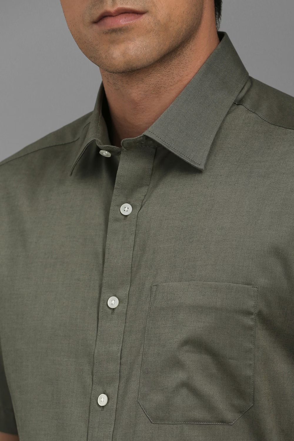5575-men-olive-classic-fit-solid-half-sleeves-formal-shirt-olive-1.jpg