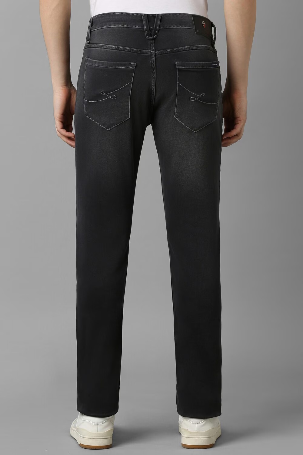 55987-men-black-dark-slim-fit-jeans-black-1.jpg