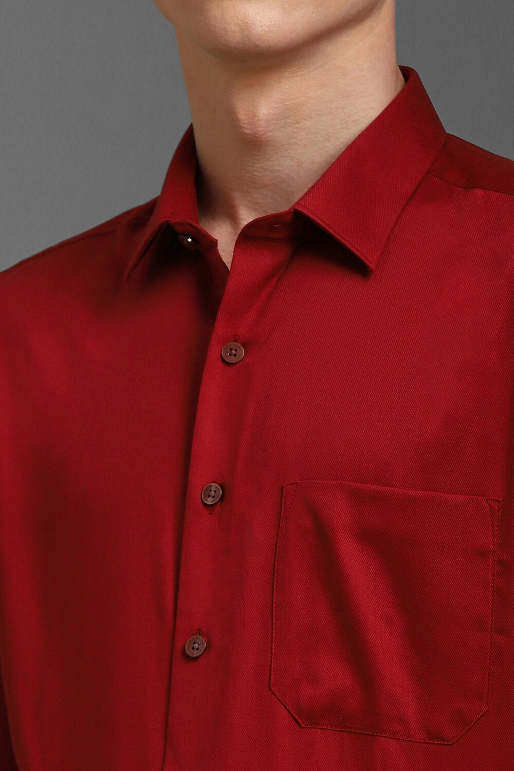 56042-men-maroon-slim-fit-solid-full-sleeves-formal-shirt-maroon-1.jpg