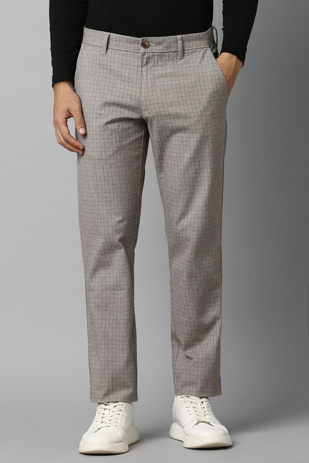 Men Grey Slim Fit Check Flat Front Casual Trousers-Grey