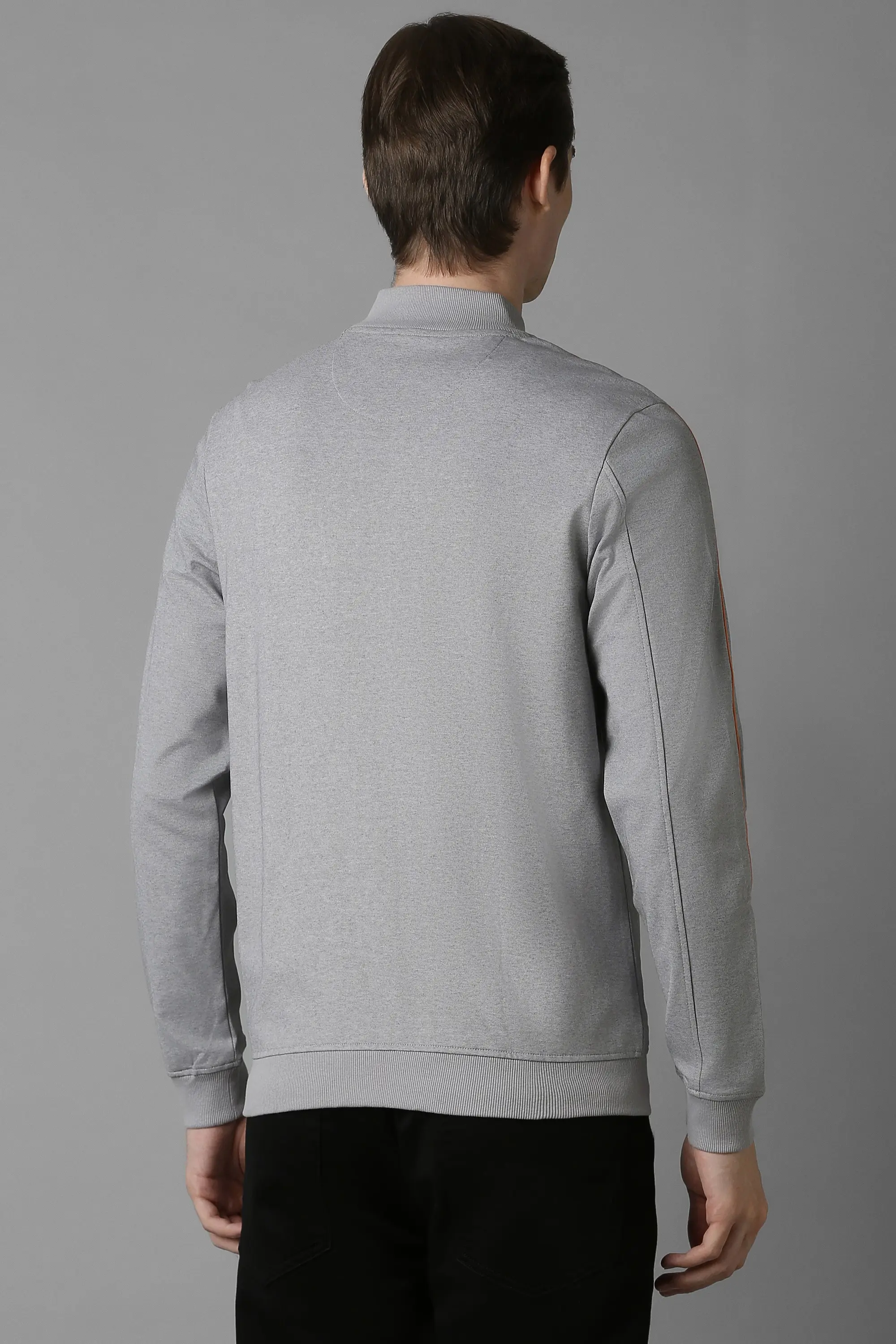 56478-men-casual-grey-textured-sweatshirt-grey-1.webp