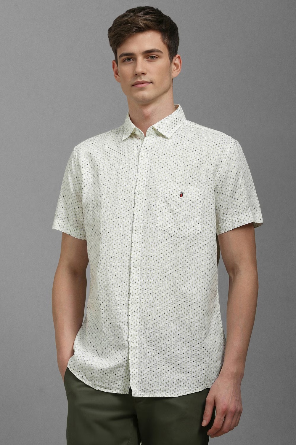 56695-men-white-slim-fit-print-half-sleeves-casual-shirt-white-1.jpg
