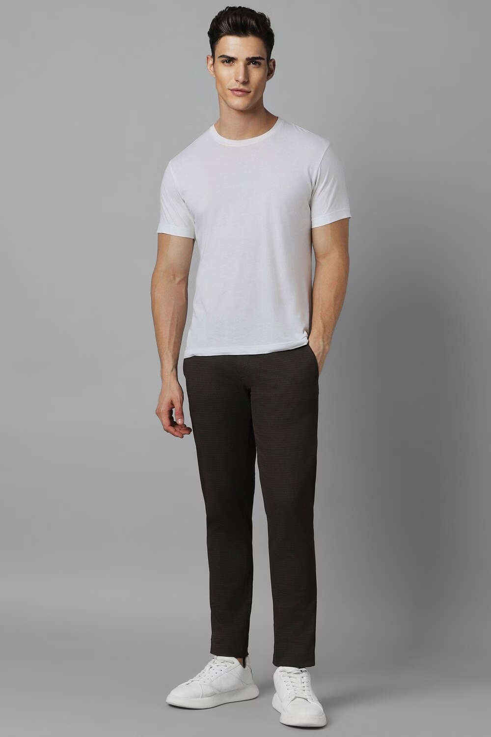 57399-men-green-slim-fit-check-flat-front-casual-trousers-green-1.jpg