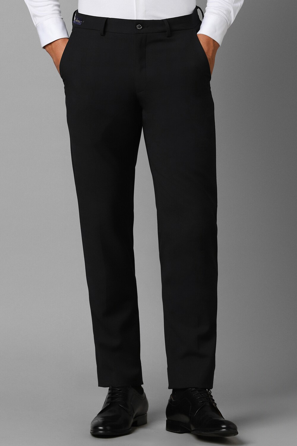 Men Black Slim Fit Solid Flat Front Formal Trousers-Black