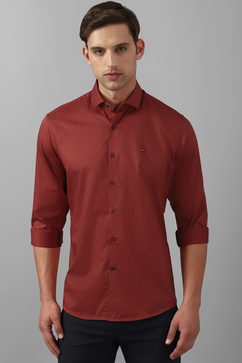 Men Maroon Slim Fit Solid Full Sleeves Casual Shirt-Maroon