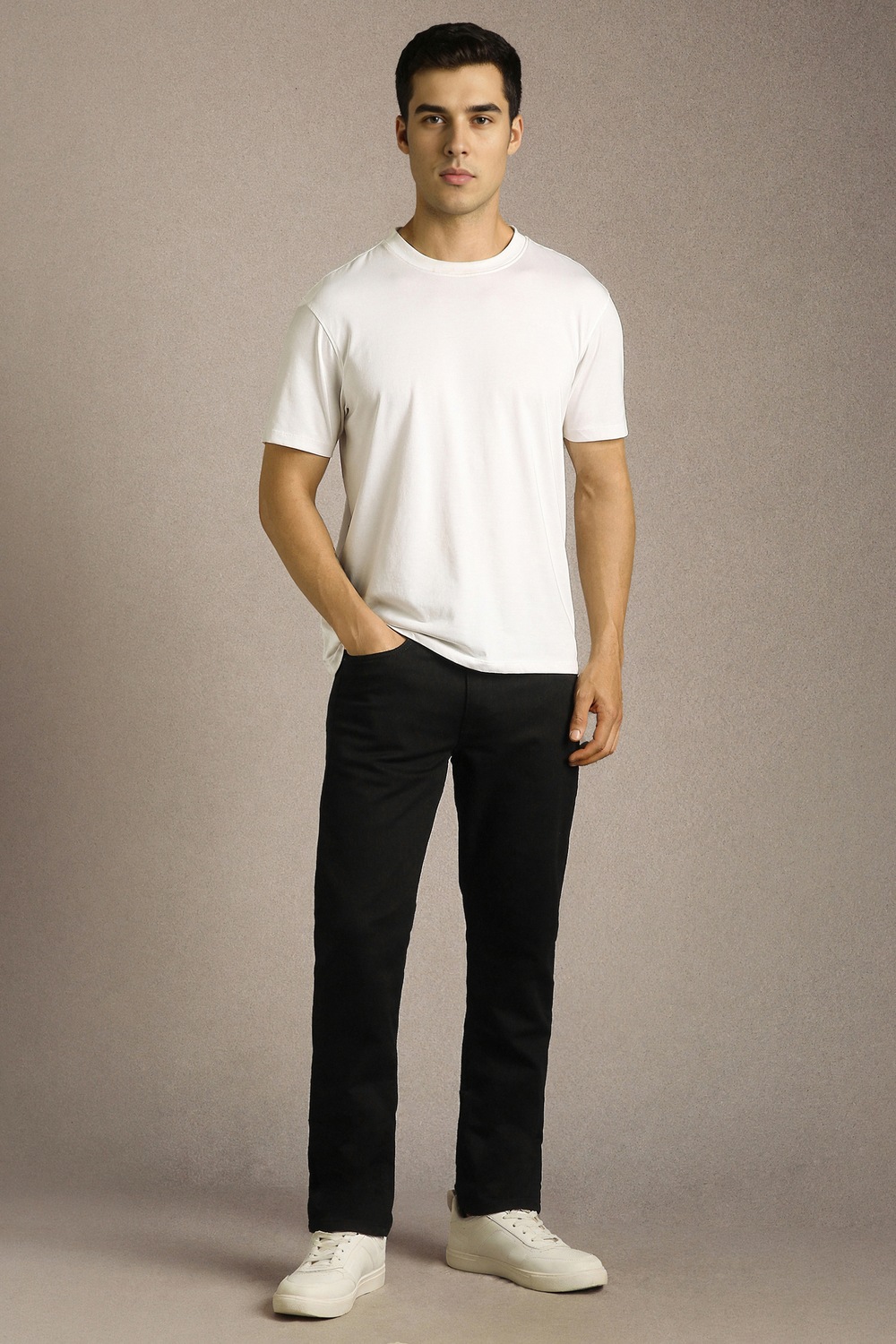 57955-men-black-dark-slim-fit-jeans-black-1.jpg