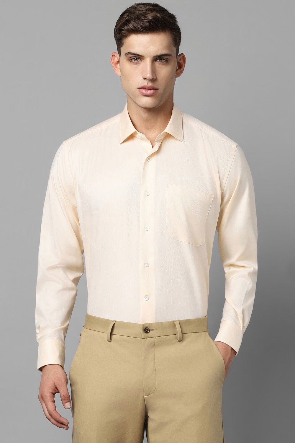 Men Cream Classic Fit Solid Full Sleeves Formal Shirt-Cream