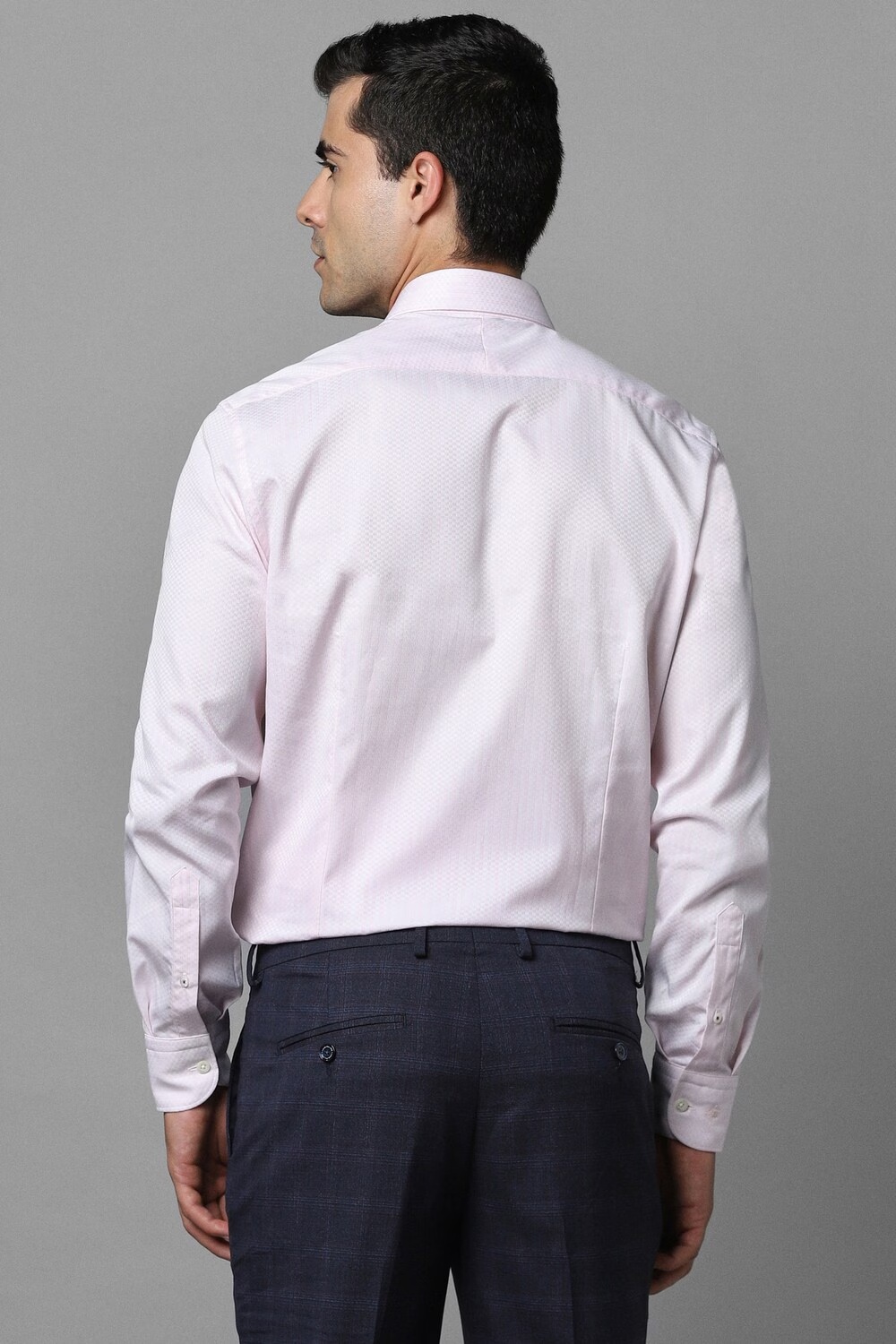 58222-men-pink-slim-fit-textured-full-sleeves-formal-shirt-pink-1.jpg