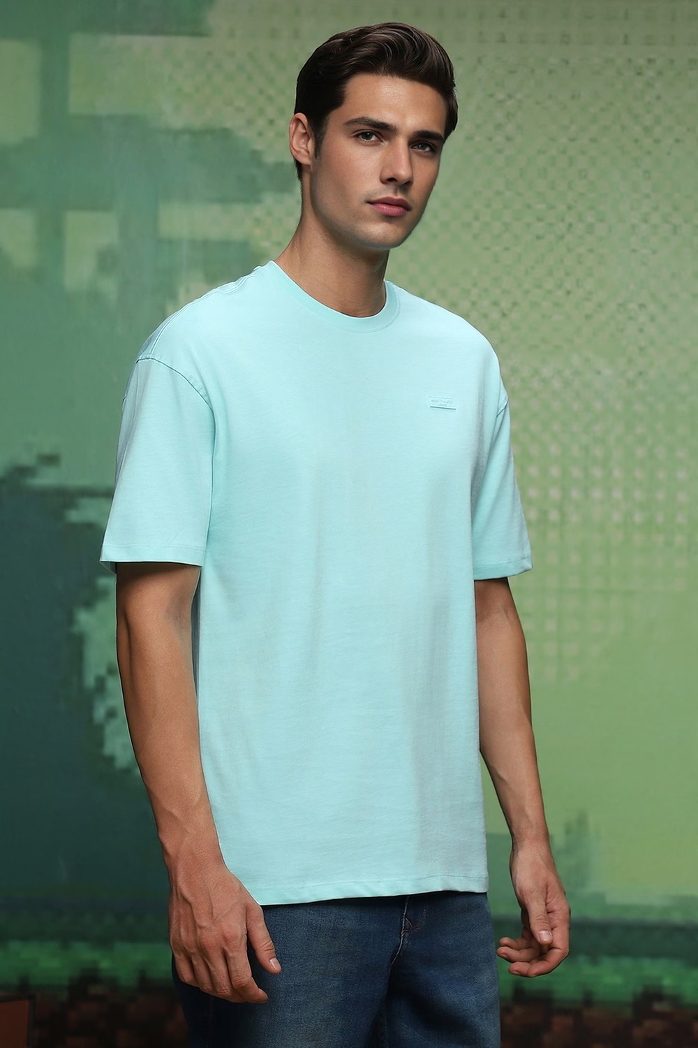 58586-men-light-blue-graphic-print-crew-neck-t-shirt-light-blue-1.webp