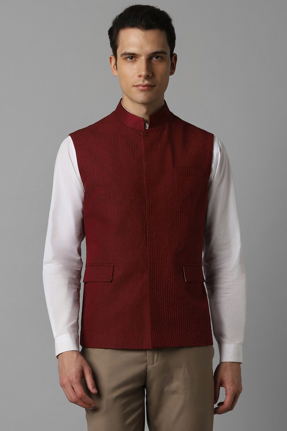 Men Maroon Embroidered Slim Fit Party Nehru Jacket-Maroon