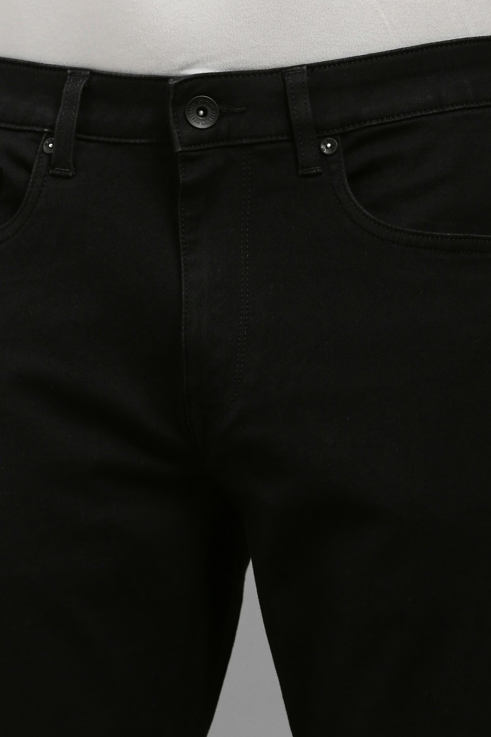 59024-men-black-dark-slim-fit-jeans-black-1.jpg