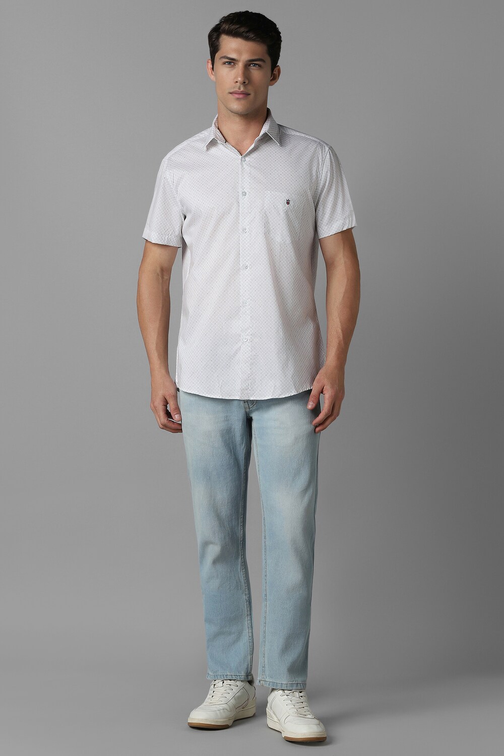 591-men-white-slim-fit-print-half-sleeves-casual-shirt-white-1.jpg
