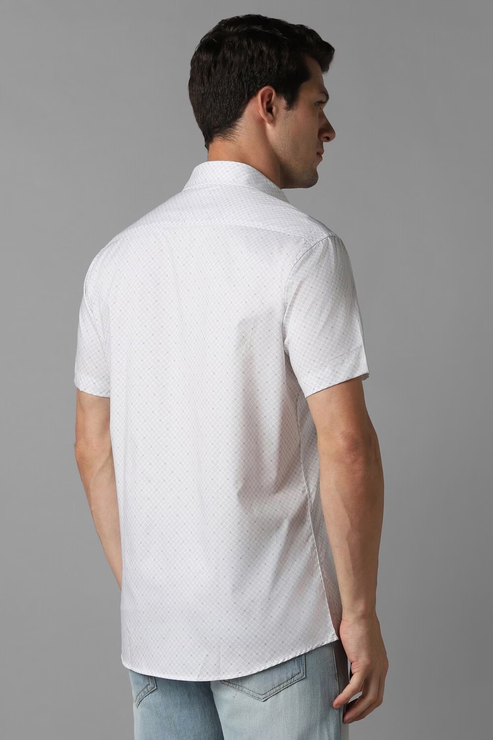 591-men-white-slim-fit-print-half-sleeves-casual-shirt-white-1.jpg
