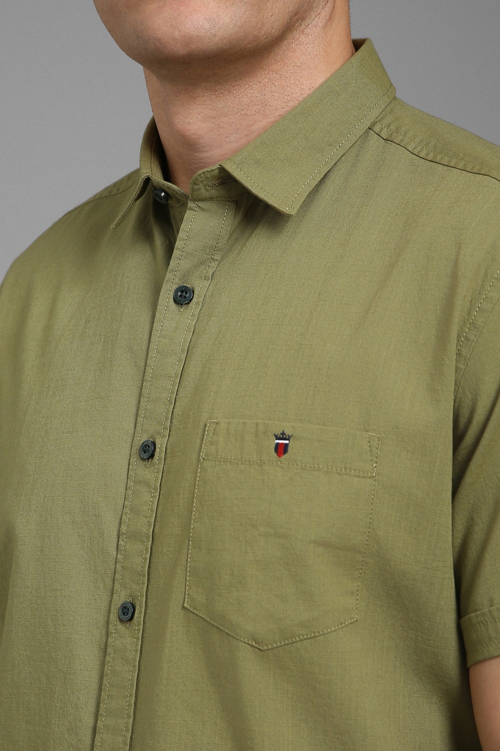 59148-men-olive-slim-fit-textured-half-sleeves-casual-shirt-olive-1.jpg