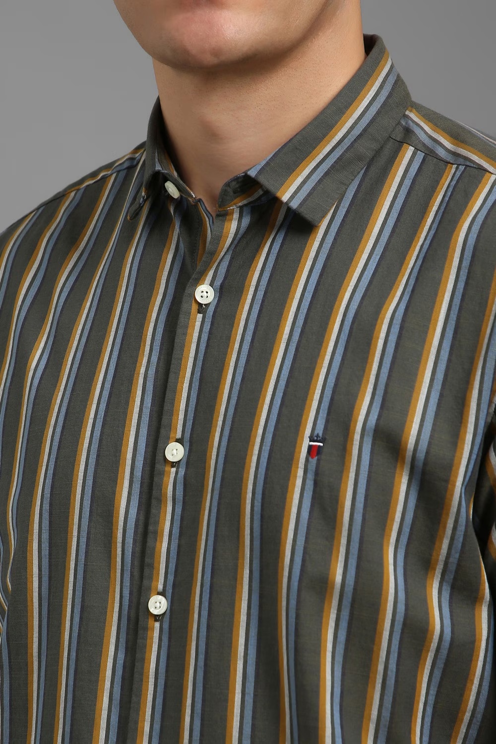 59180-men-grey-slim-fit-stripe-half-sleeves-casual-shirt-grey-1.jpg
