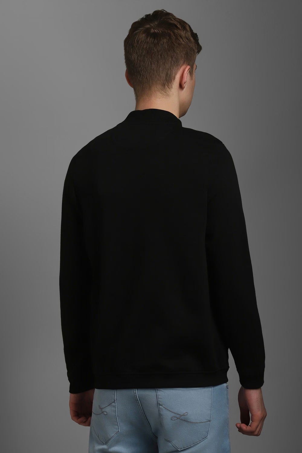 59204-men-casual-black-solid-sweatshirt-black-1.jpg