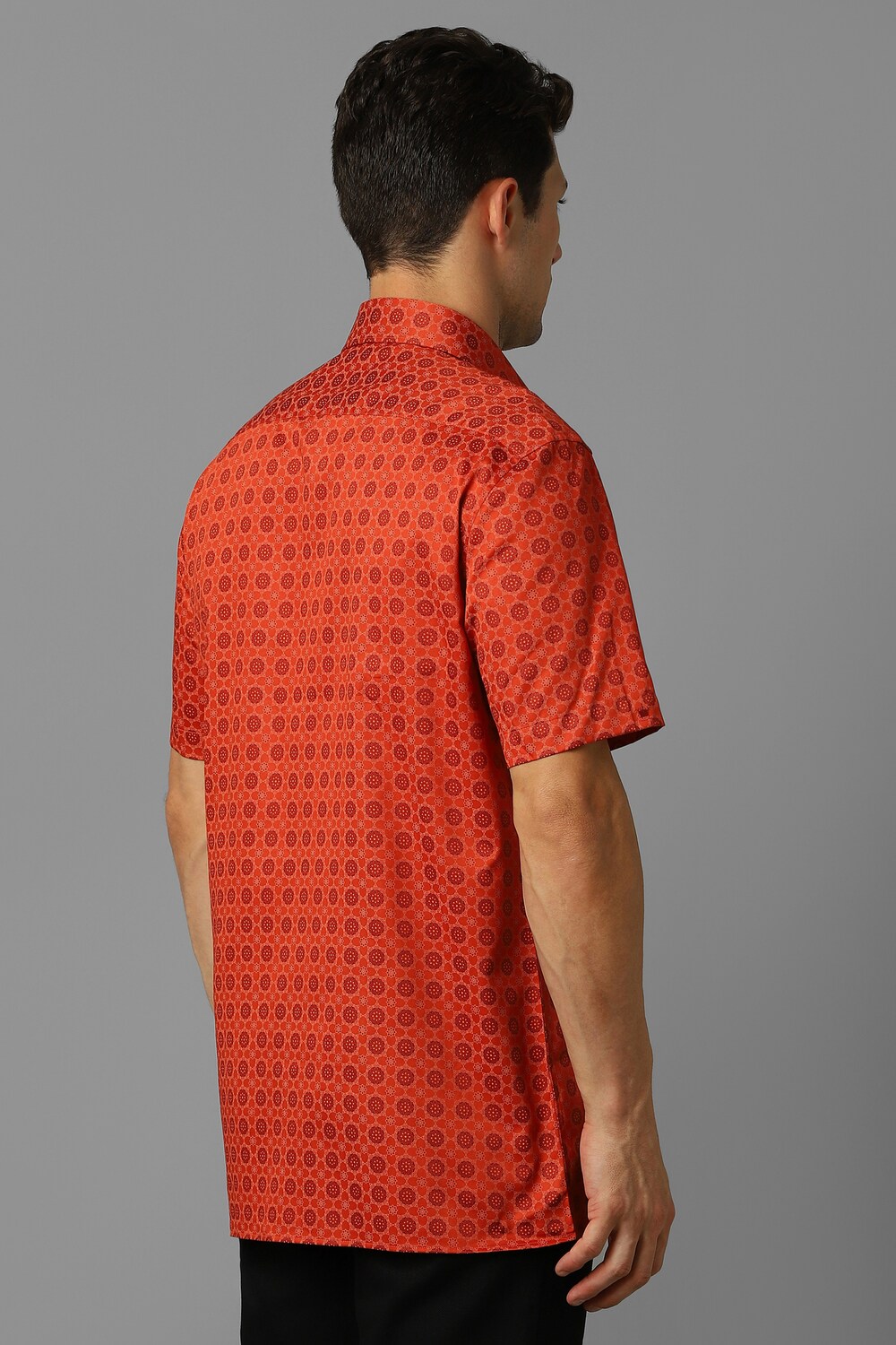 5936-men-red-classic-fit-print-half-sleeves-formal-shirt-red-1.jpg