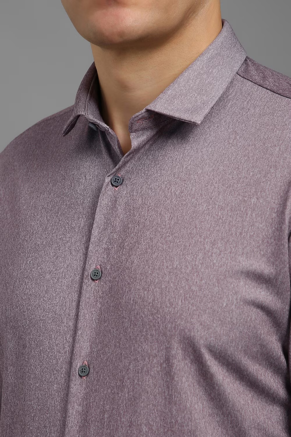 59381-men-maroon-super-slim-fit-textured-full-sleeves-formal-shirt-maroon-1.jpg